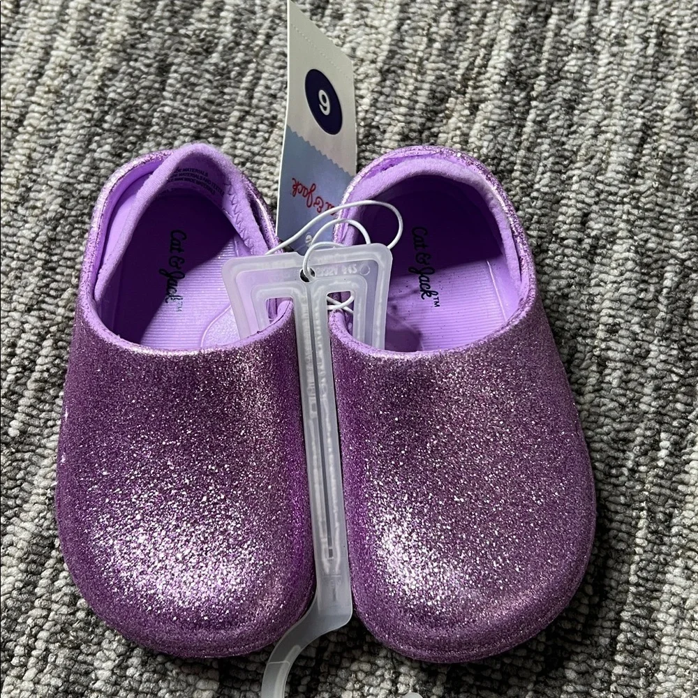 Cat & Jack  Kids Purple Glitter and Colorful Tie-Dye bundle Slippers Size 6
